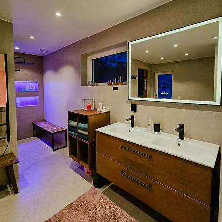 Holiday home By Langfjorden With Sauna And Midnight Sun Svanvik